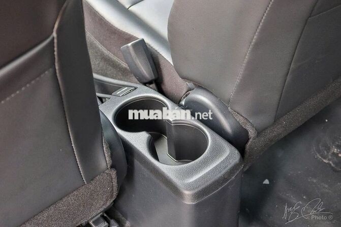 Toyota Vios 2020 MT Bạc