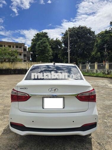 Hyundai Grand i10 2019 1.2 AT 52000km Trắng