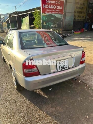 Mazda 323 2002 Bạc
