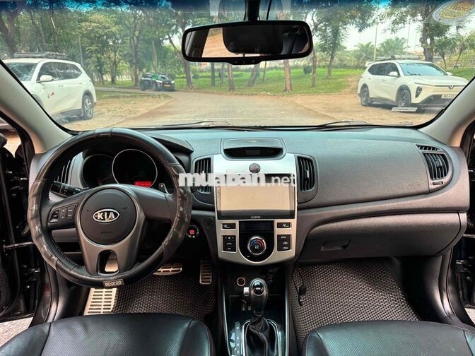 Kia Cerato 2011 160000 km màu Đen