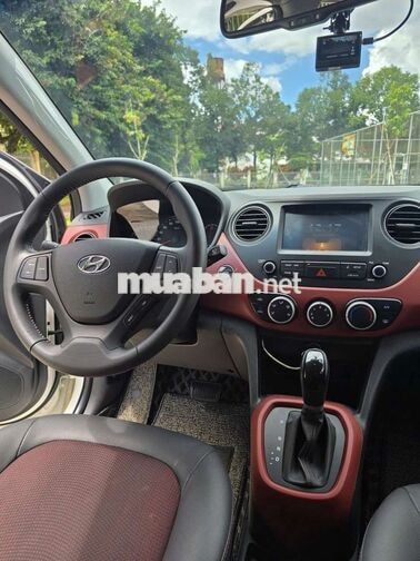 Hyundai Grand i10 2019 1.2 AT 52000km Trắng