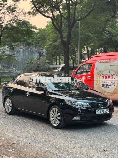 Kia Cerato 2011 160000 km màu Đen