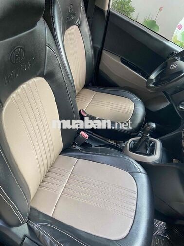 Hyundai I10 Sedan 2014 Số sàn 1.2 Bạc