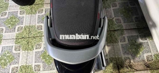 Honda Future màu Bạc