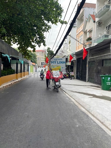 Bán đất mặt tiền đường Quang Trung, Quận 9, vị trí đẹp, 4x20m, sổ hồng