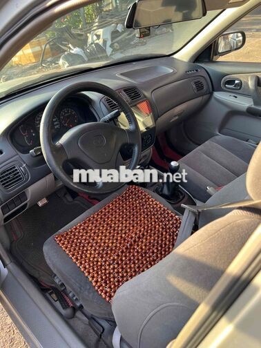 Mazda 323 2002 Bạc