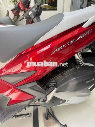 Honda Air Blade 125cc 18000 km Đỏ đen bạc