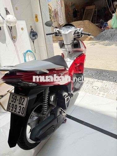 Honda Air Blade 125cc 18000 km Đỏ đen bạc