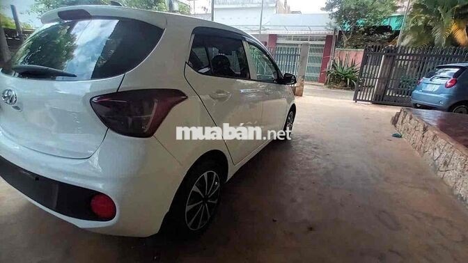 Hyundai Grand i10 2017 Trắng 1.0 Ấn Độ