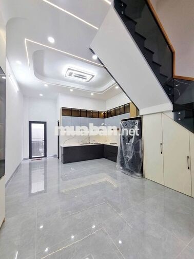 Bán nhà 4 tầng MT Hiệp Thành 12 Quận 12 4.7x25m