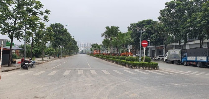 Chính chủ cho thuê Shophouse (Thô) 90m Khu nhà ở Tổ 6  Xuân Phương