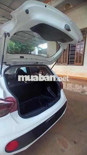 Hyundai Grand i10 2017 Trắng 1.0 Ấn Độ