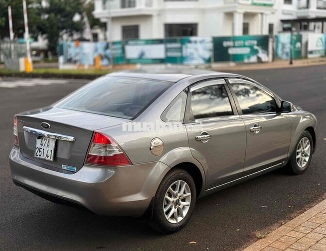 FORD FOCUS 2010 SỐ SÀN