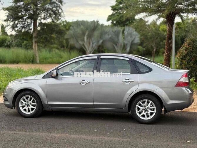 FORD FOCUS 2010 SỐ SÀN