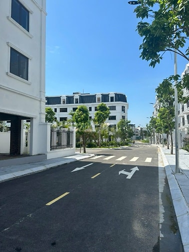Chính chủ cho thuê Shophouse (Thô) 90m Khu nhà ở Tổ 6  Xuân Phương