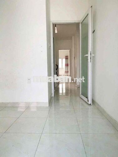 Chính chủ cho thuê nhà có nội thất, Đường bình thành, Bình Tân