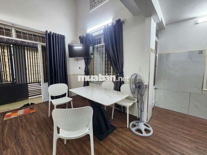 Bán nhà 2 tầng/3 phòng ngủ, có pn dưới, giá 3.95 tỷ Trưng Nữ Vương
