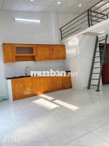 Nhà mặt tiền trệt lửng 11*8; 2pn mới keng tiện kinh doanh
