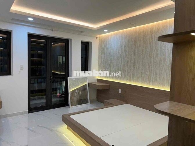NHÀ ĐẸP NGÃ TƯ GA. TRỆT LỬNG 3 LẦU 3PN 4WC. P XÔNG HƠI, P THỜ