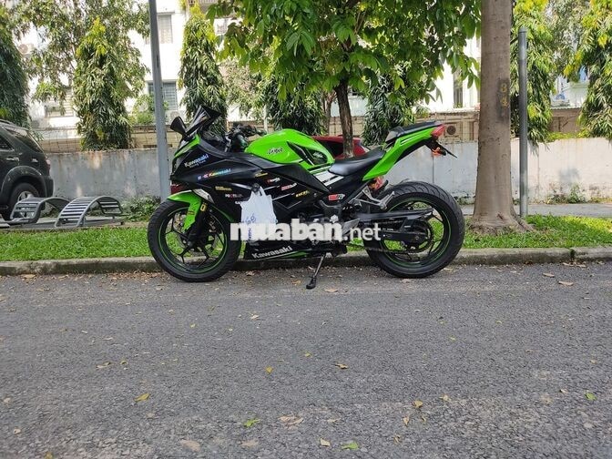 Kawasaki Ninja 300 2016 Đen, Xanh lá 50000 km
