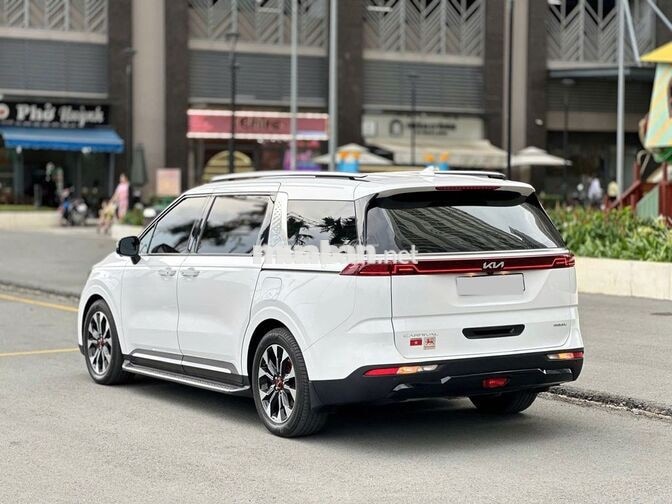 KIA CARNIVAL 2.2D PREMIUM 7S 2023- 70000KM