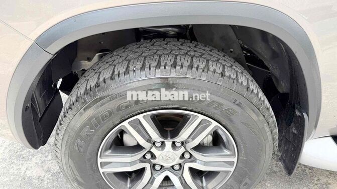FORTUNER 2022 DẦU STĐ ĐI LƯỚT  25.000KM