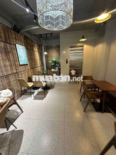 SANG NHƯỢNG QUÁN TRÀ SỮA – NGUYỄN GIA TRÍ P26 KHU SẦM UẤT BẬC NHẤT BTH