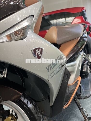 Yamaha 135LC Đen, Bạc