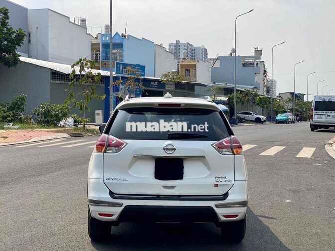 Nissan X-Trail 2018 2.5 2 cầu 78000 km Trắng