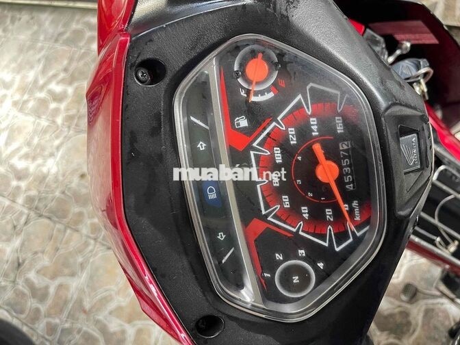 HONDA WAVE MÀU ĐỎ NỮ