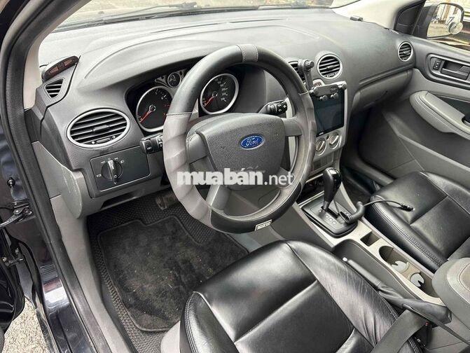 Ford Focus 2011 Tự động Đen