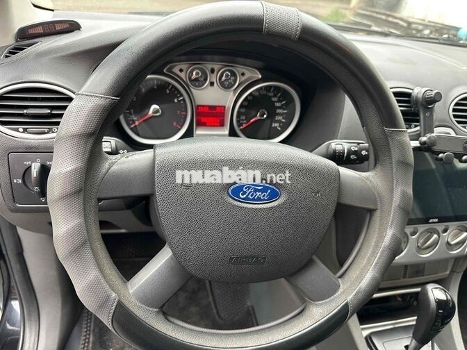 Ford Focus 2011 Tự động Đen