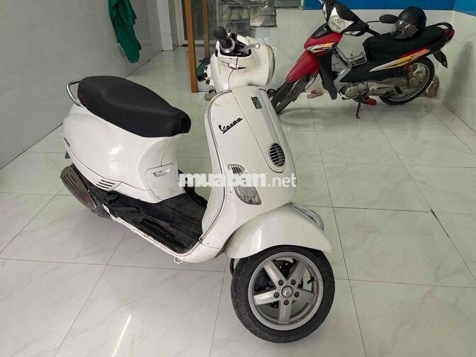 Piaggio Vespa LX150 2010 Trắng