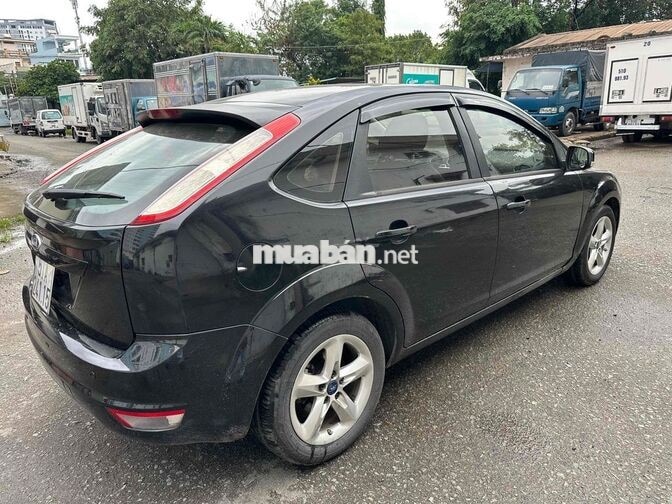 Ford Focus 2011 Tự động Đen
