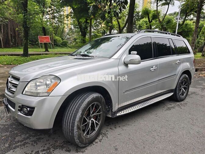 Mercedes-Benz GL 450 SUV 7 chỗ Bạc