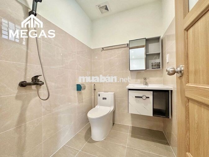 Studio Ban Công & Cửa Sổ Full Nội Thất | Ngay Aeon Tân Phú Chỉ 5 Củ