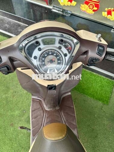 Honda SH Mode Tự động Vàng cát