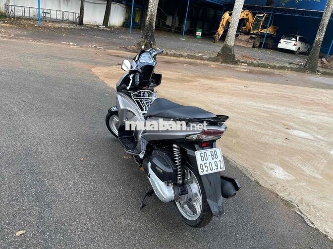 HONDA AIR BLADE XE TAY GA MÀU XÁM