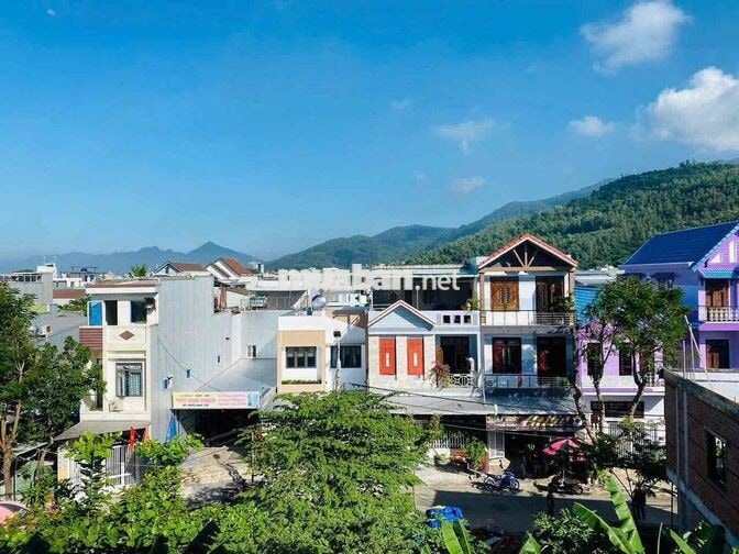 Cần Cho Thuê Mặt Bằng góc 2 Mặt Tiền gần Hồ Nghinh - Loseby