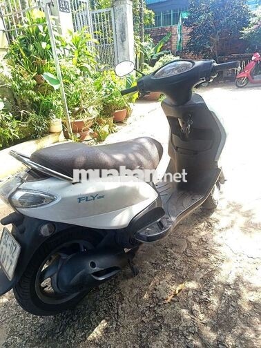 Piaggio Fly 125cc màu Trắng