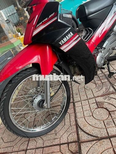 Yamaha Sirius màu Đỏ đen