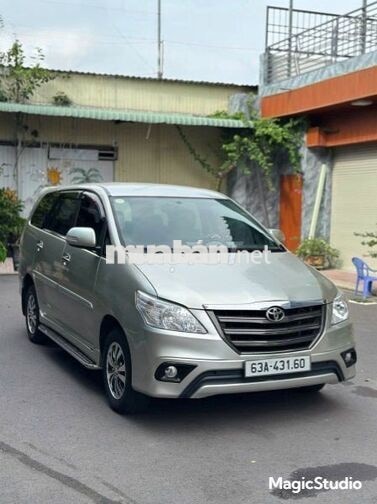 Toyota Innova E 2016 Số sàn Bạc