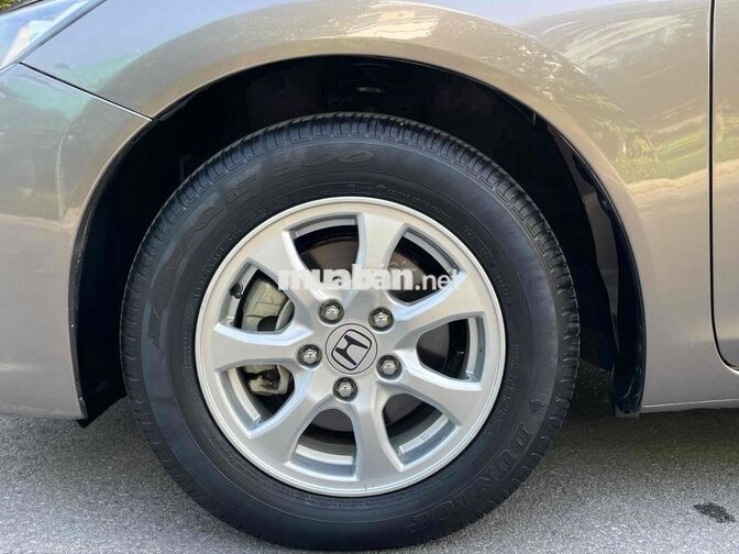Honda Civic 1.8 AT 2015 Nâu 10 vạn km