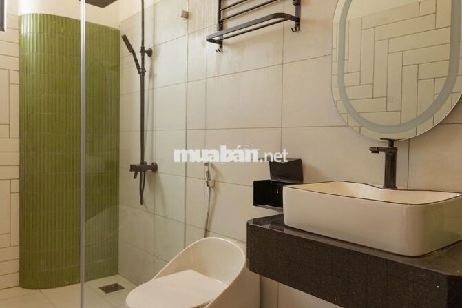 CHO THUÊ CĂN HỘ 2 PHÒNG NGỦ CÓ SÂN FULL NỘI THẤT PHƯỜNG 8