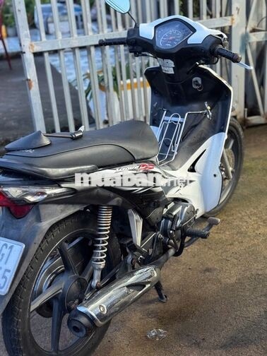 Honda Wave S110 2013 màu Trắng