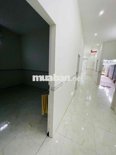 Nhà trệt nguyên căn 120m2 02phòng 02máy lạnh mặt tiền ô tô gần Tây Đô
