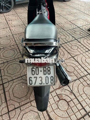 Yamaha Sirius màu Đỏ đen