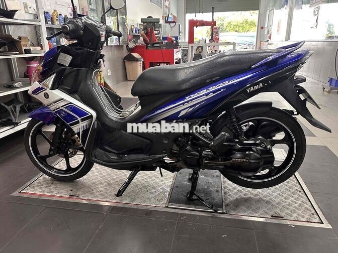 Yamaha Nouvo 5 FI màu Xanh GP
