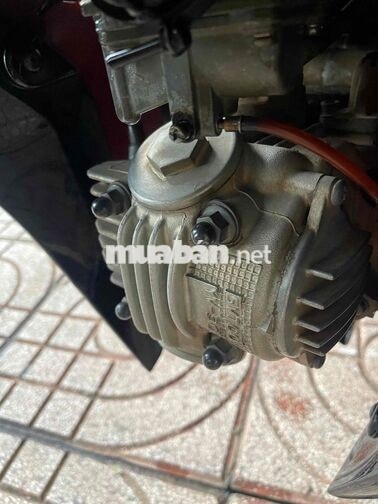 Yamaha Sirius màu Đỏ đen