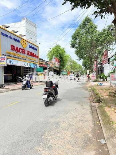 CHO THUÊ MẶT BẰNG NGANG 10M MẶT TIỀN GẦN CHỢ CÁI RĂNG